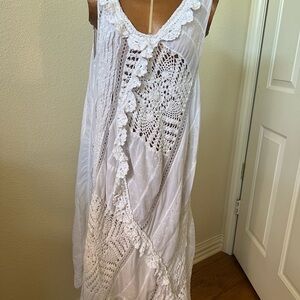 Magnolia Pearl Head Turner